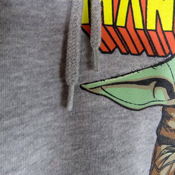 Star Wars "The Mandalorian" Baby Yoda Graphic Hoodie Sweatshirt Medium Unisex - Picture 3 of 7